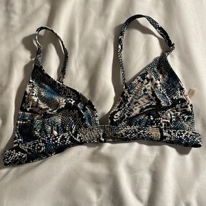 women’s size M snake skin design bikini top, worn once, shade and shore